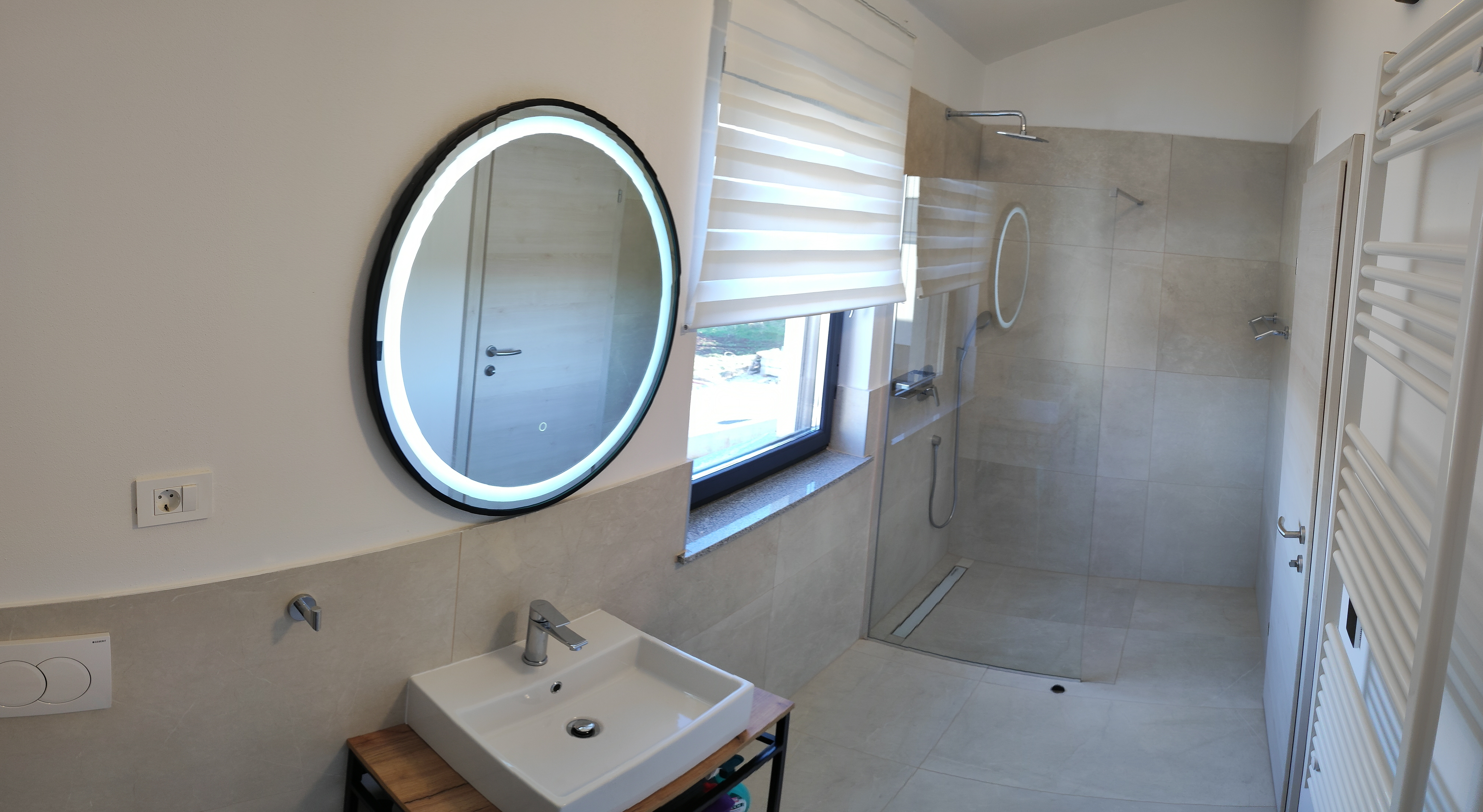 Badezimmer 2